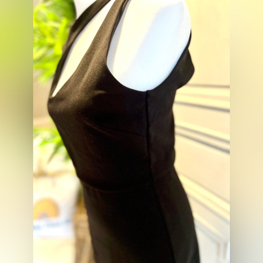 BEBE Black Cutout Shoulder Dress Size Medium - Picture 9 of 15
